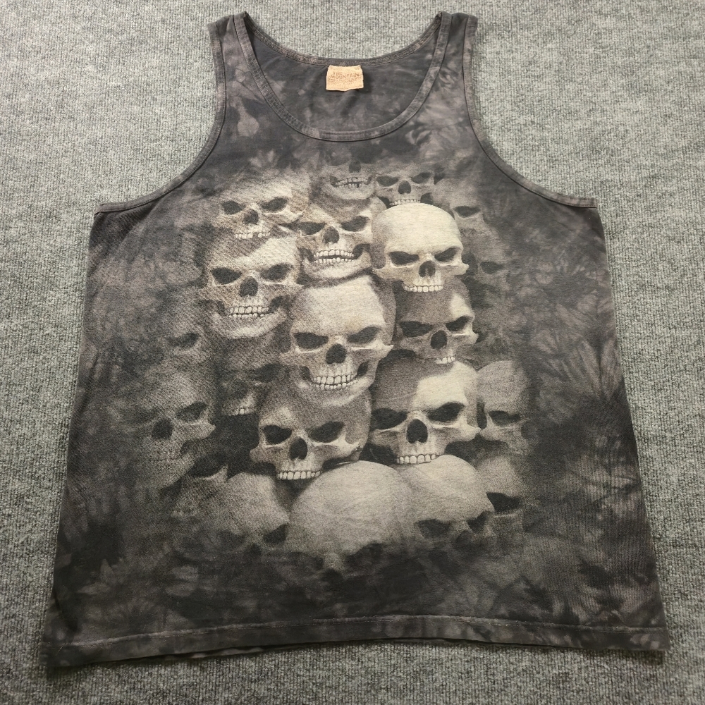The Mountain Vintage Y2K‎ 2006 Skulls Charcoal Tank Top Size Extra Large